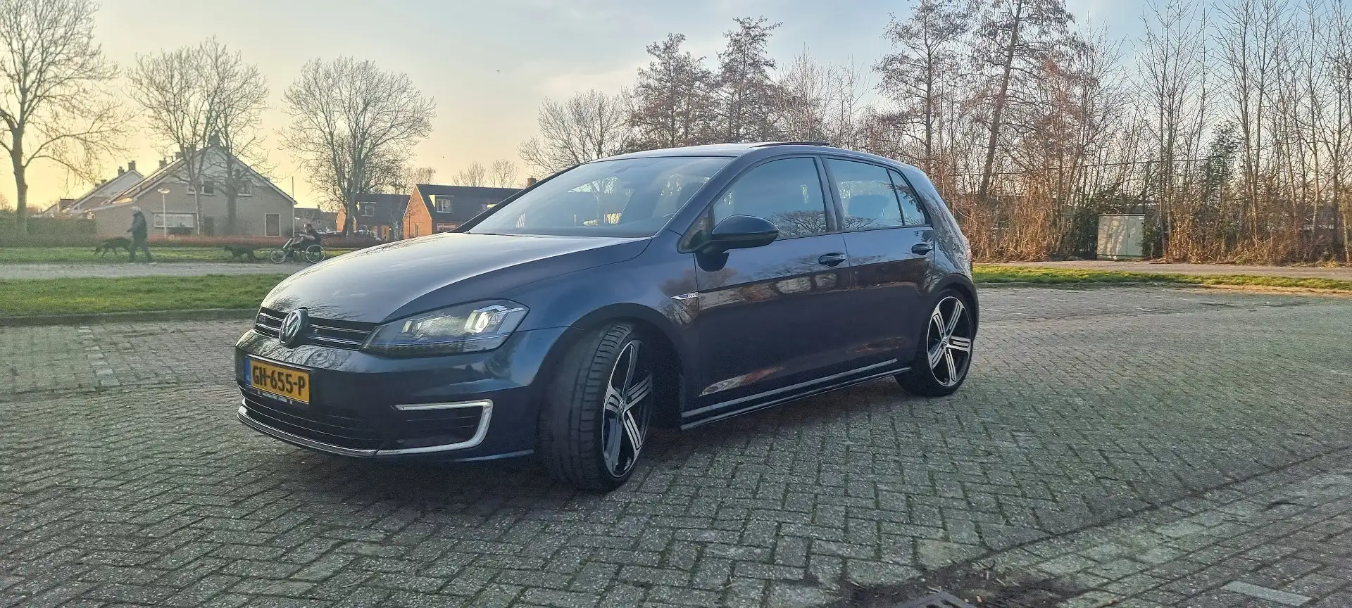 Volkswagen Golf 1.4 TSI GTE Blauw - 2