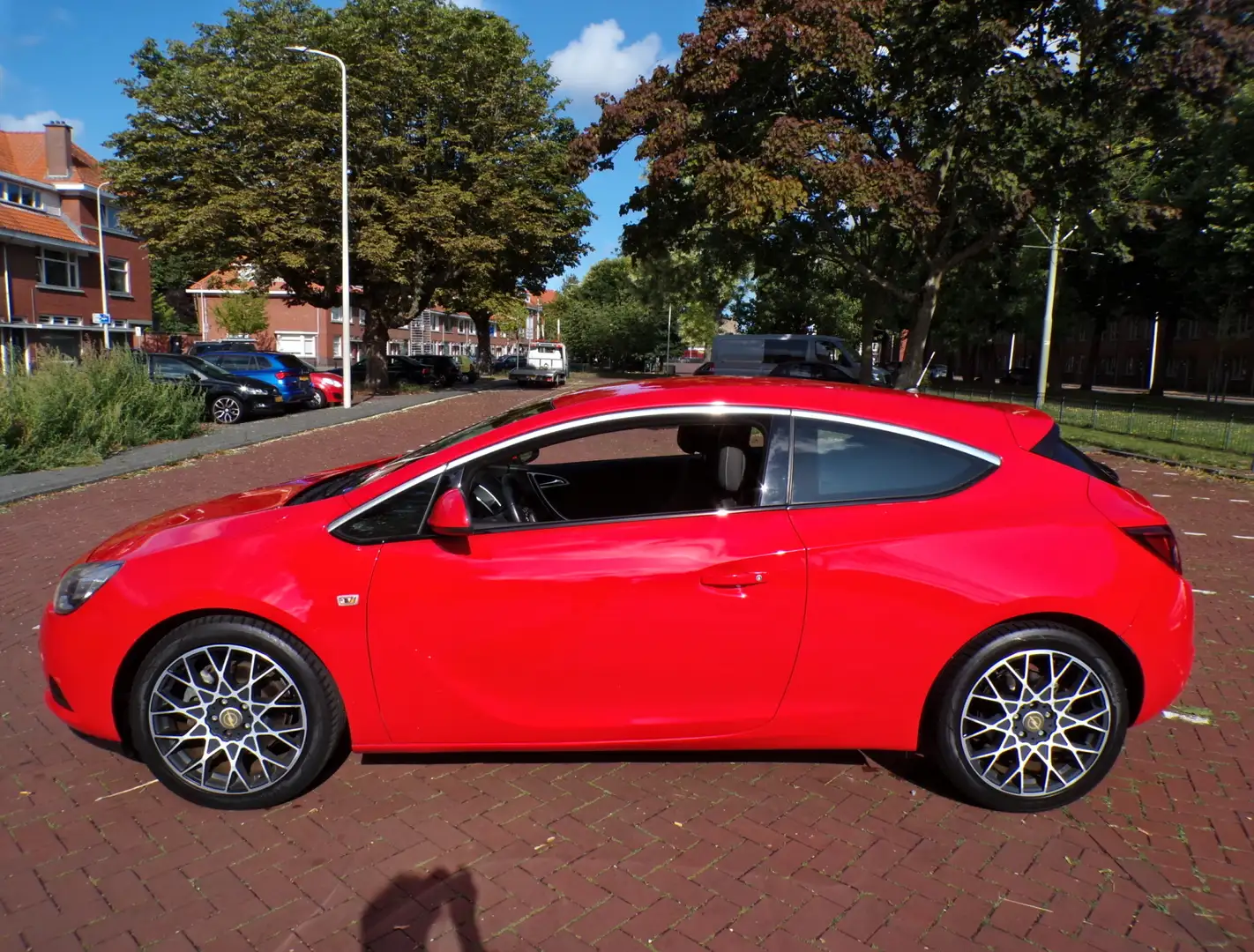Opel Astra GTC 1.4 Turbo Sport NL AUTO ORGINELE KM MET NAP... Rouge - 2