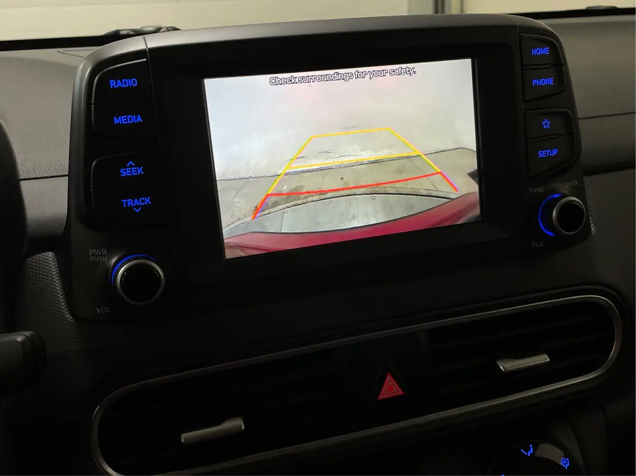 Hyundai KONA снимка Hyundai KONA