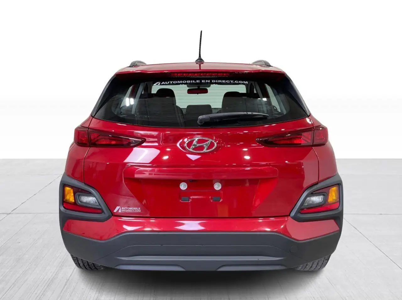 Hyundai KONA снимка Hyundai KONA