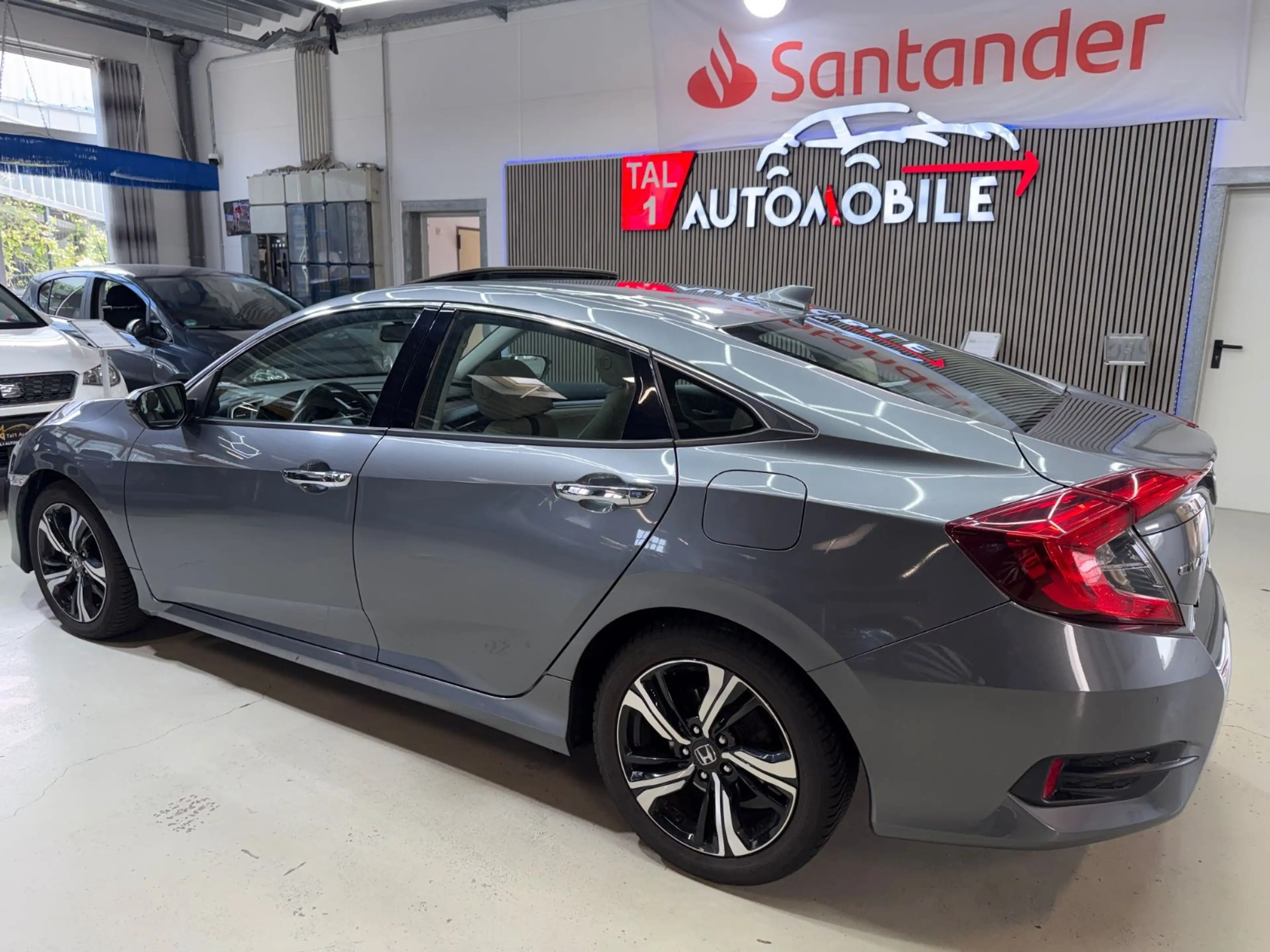 Honda Civic Lim. 4-trg. 1.5 Executive Keyless LED Kame — photo 11
