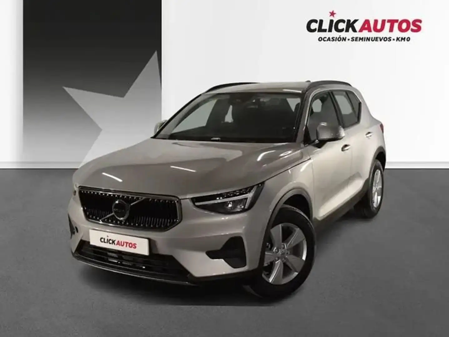 Volvo XC40 2.0 163CV B3 G Essential Auto Plateado - 1