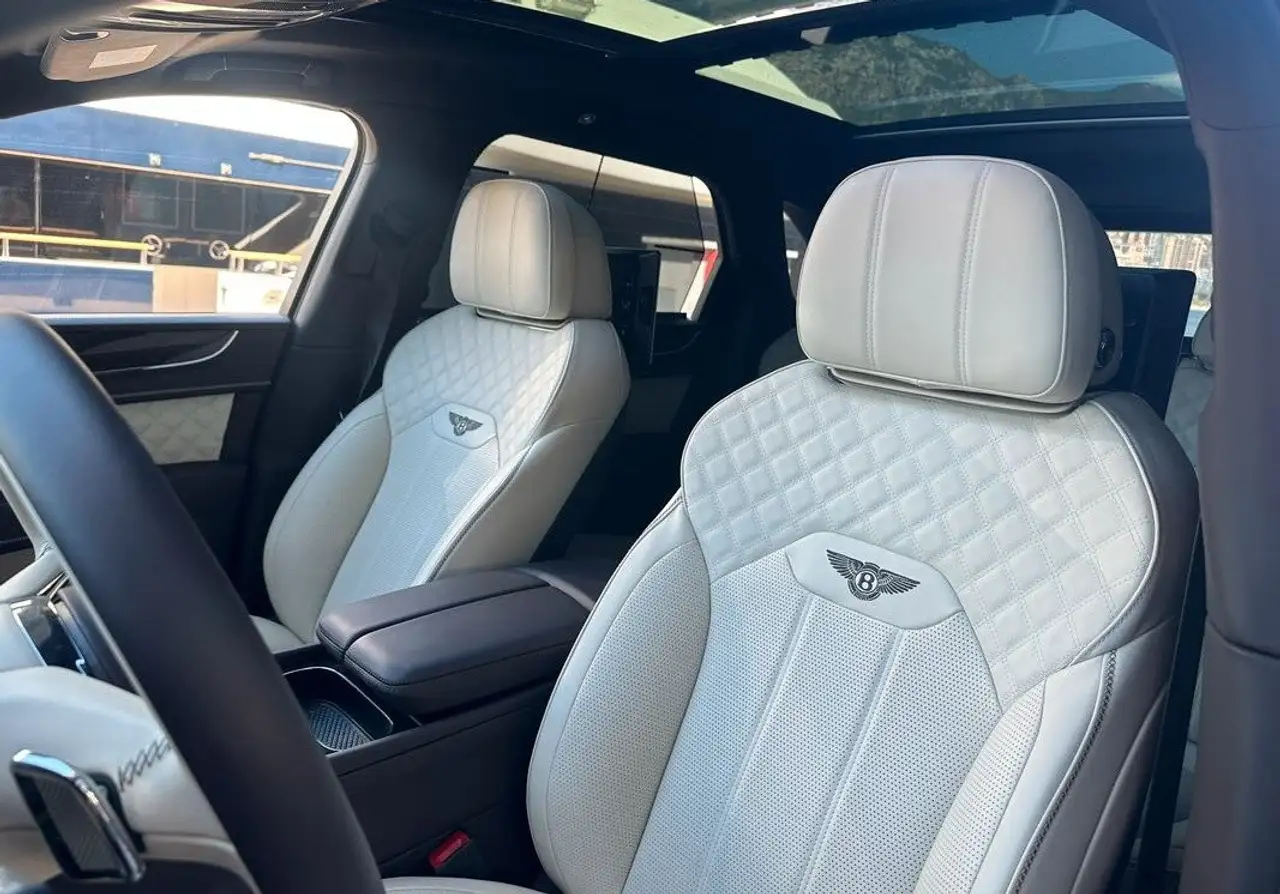 Bentley Bentayga 2022