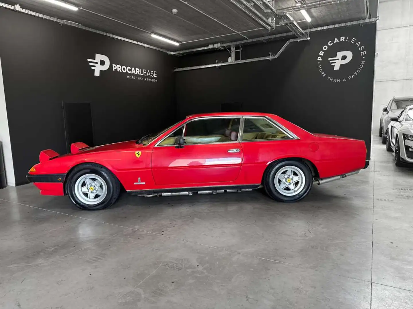 Ferrari 400 GT V12 Coupé Automatic/carburators/New Engine Kırmızı - 2