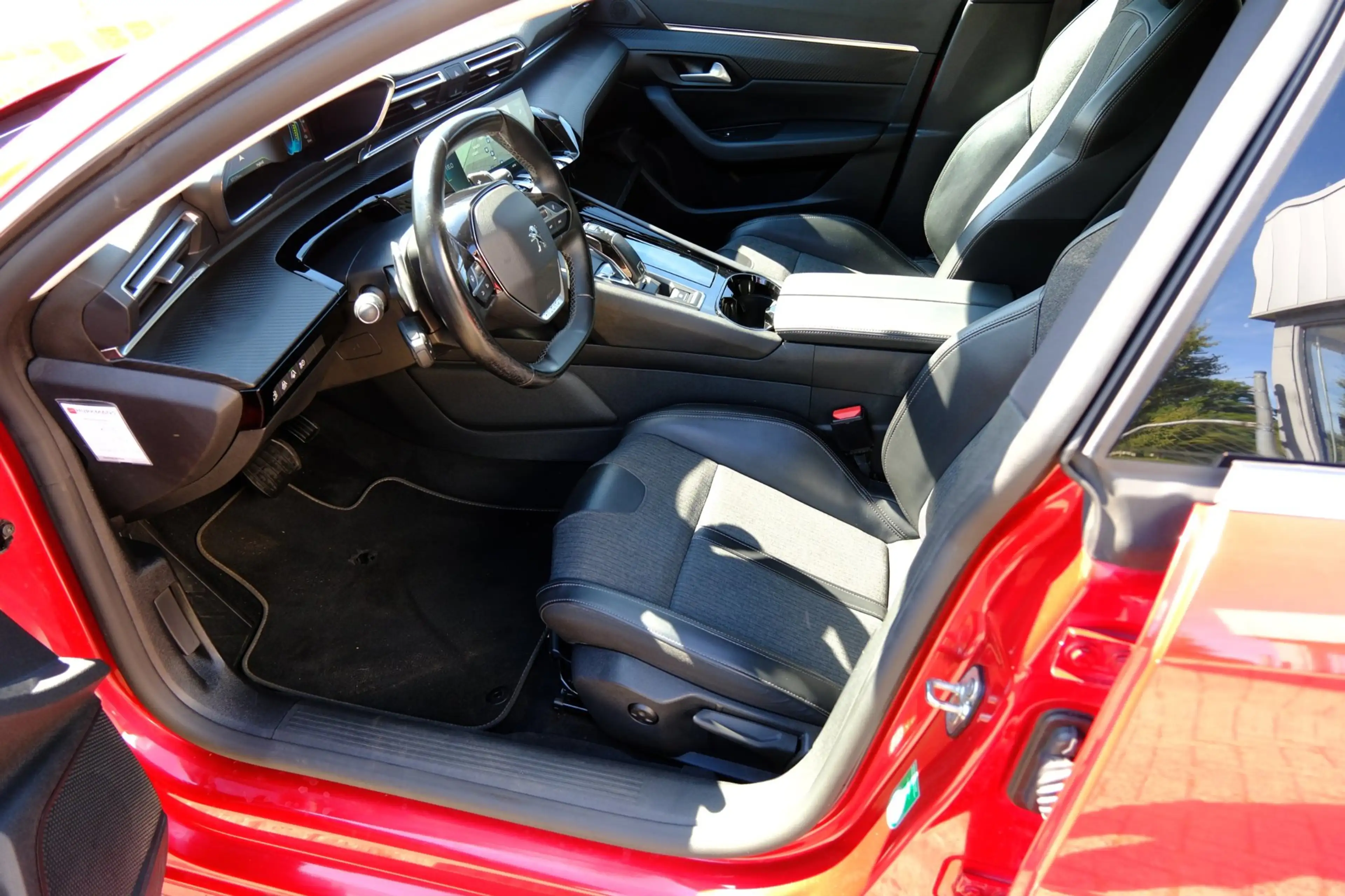 Peugeot 508 SW 1.6 HYbrid Blue Lease Allure Aut. Half Leder|Na — photo 2