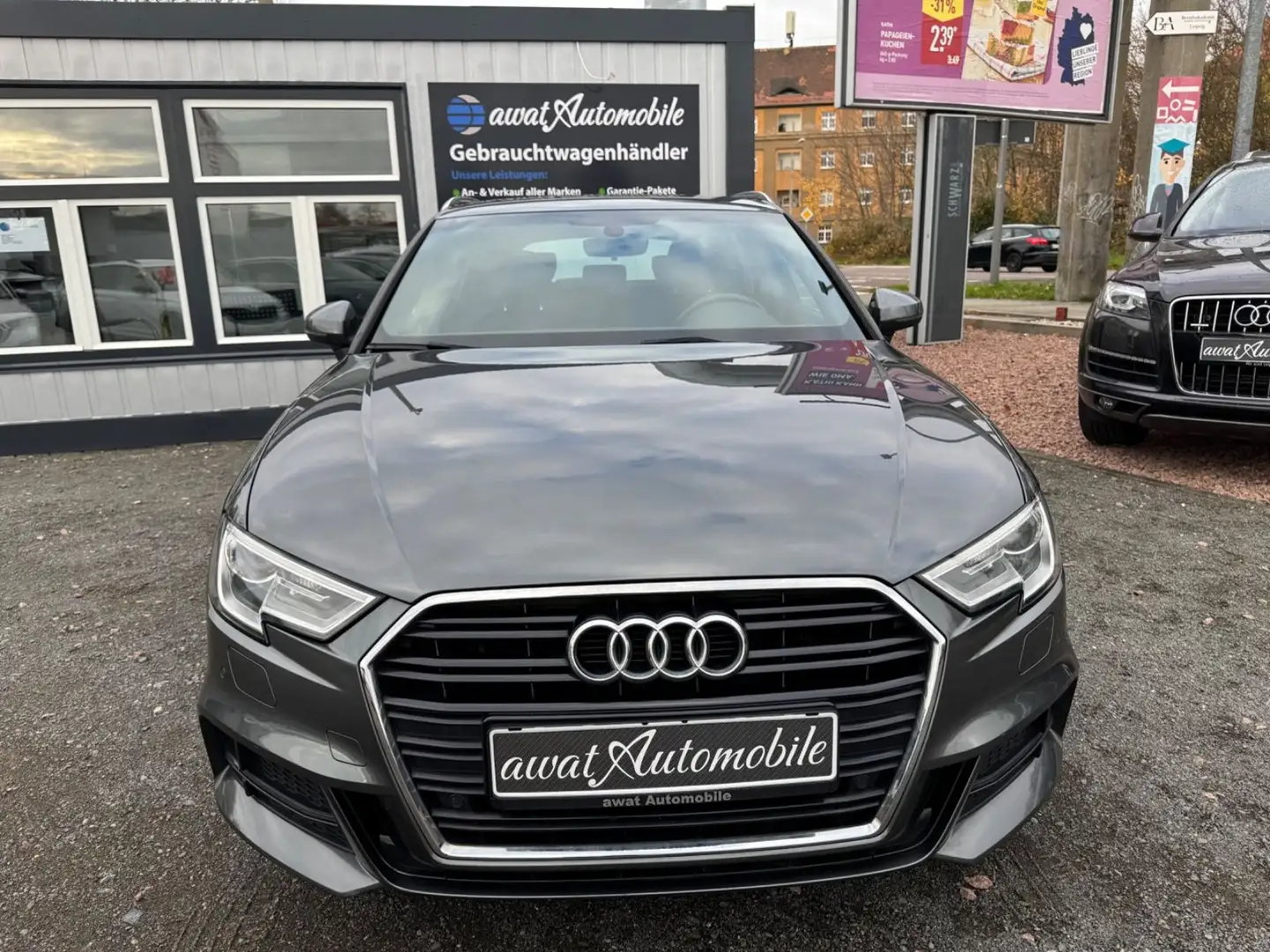 Audi A3 Sportback S line Sport-Paket / Plus Grau - 2