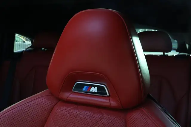 BMW X4 M view 15