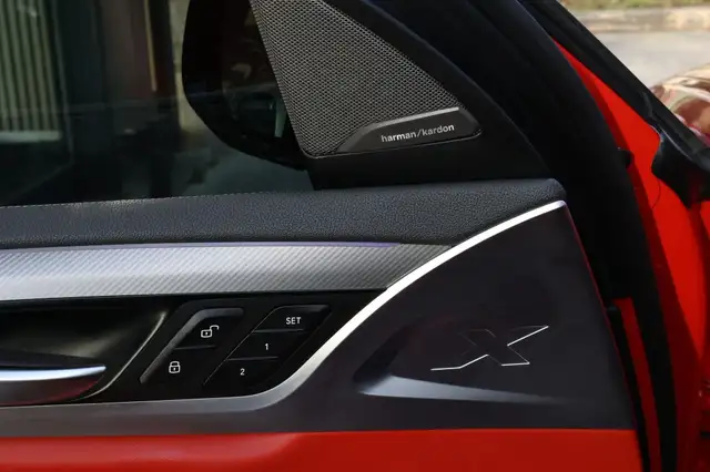 BMW X4 M view 12