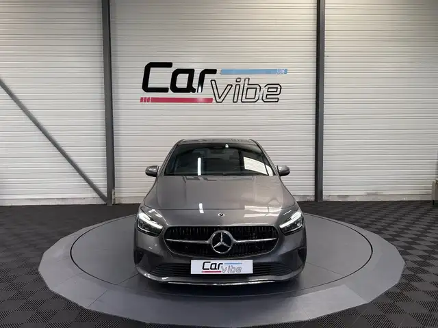 Mercedes-Benz B-Class view 9