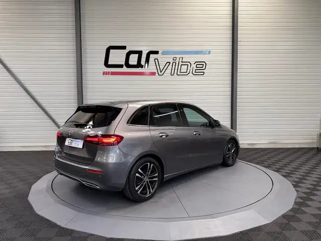 Mercedes-Benz B-Class view 4
