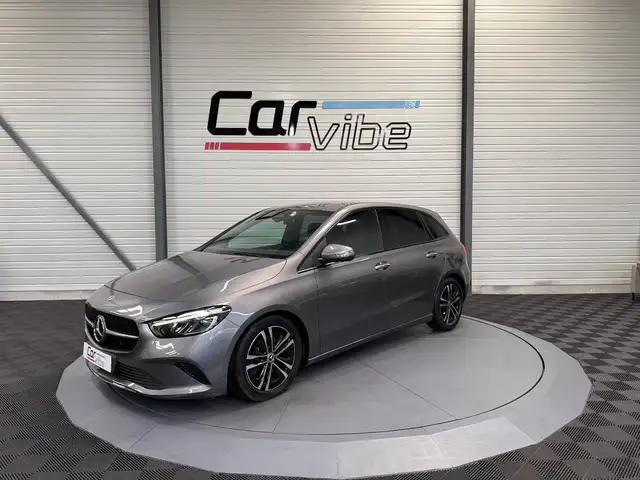 Mercedes-Benz B-Class view 8