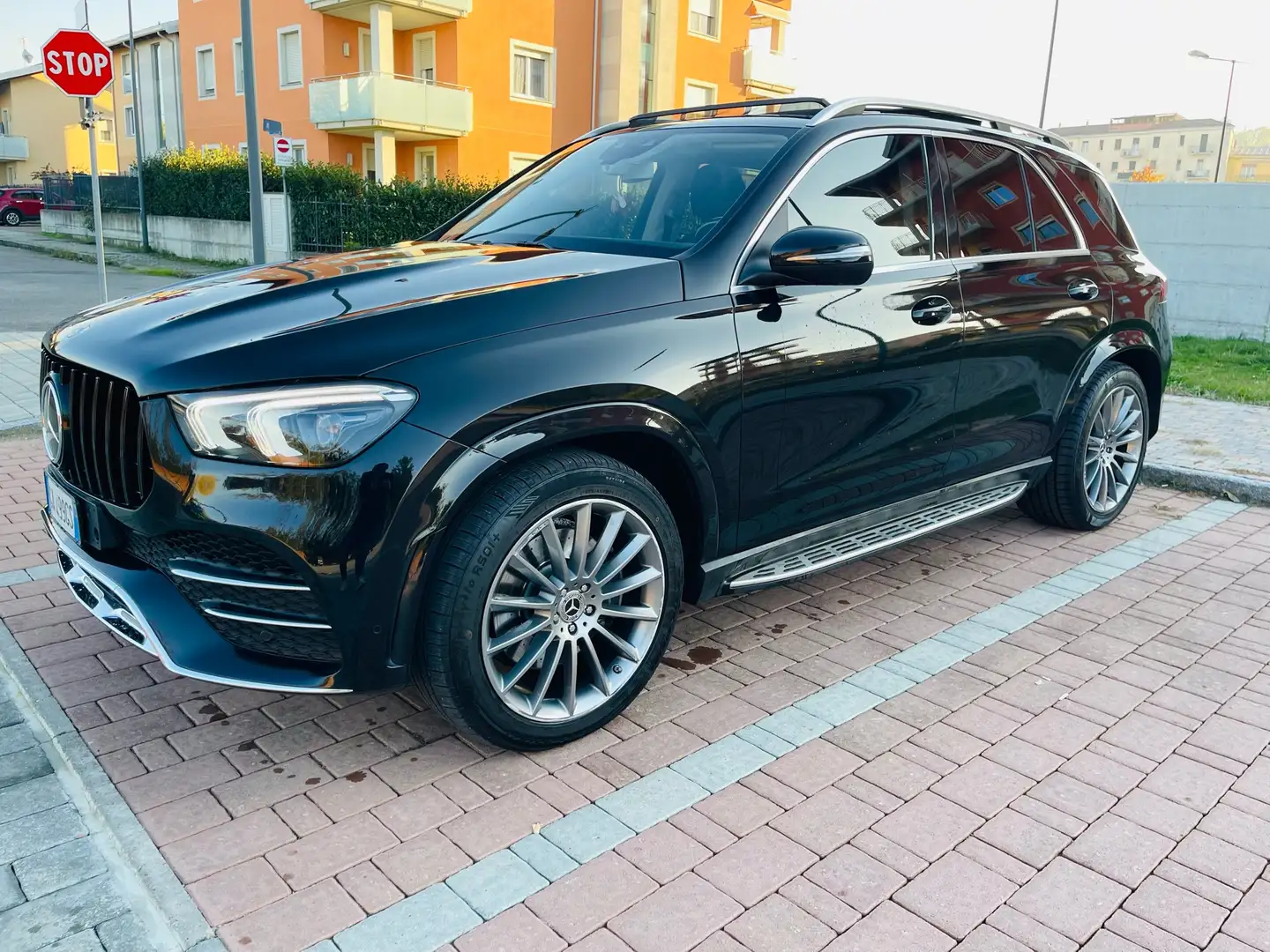 Mercedes-Benz GLE 350 d 4Matic 9G-TRONIC AMG Line Nero - 1