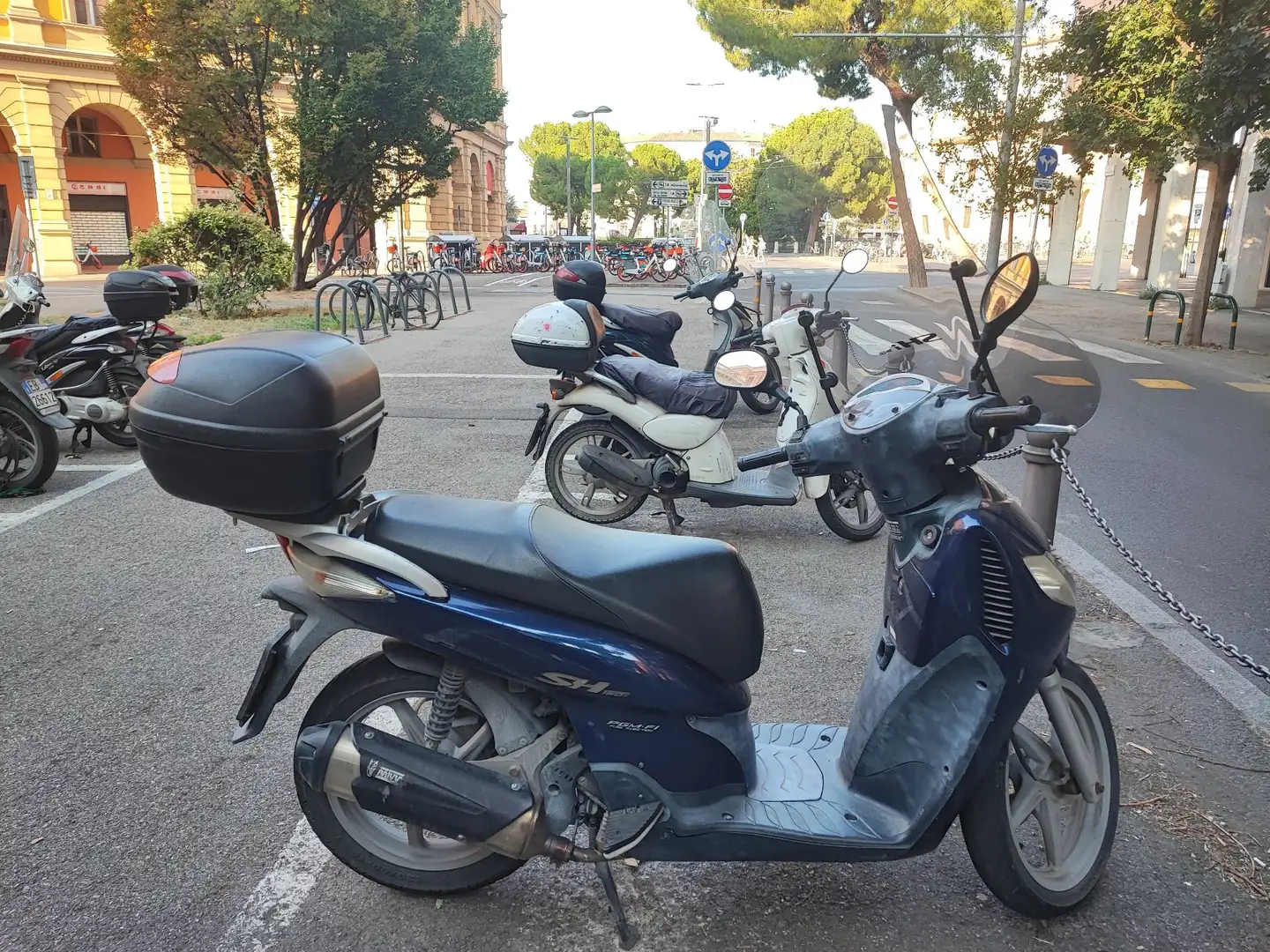 Honda SH 150i Blau - 2