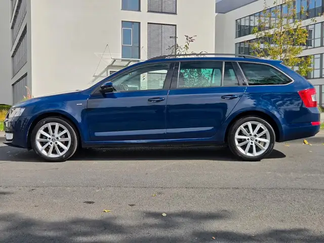 Skoda Octavia view 5
