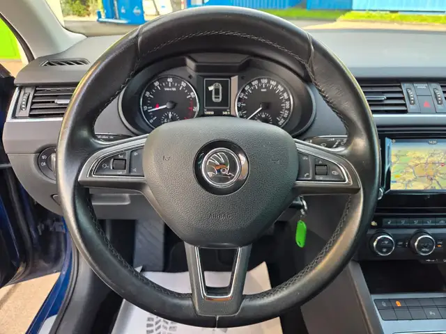 Skoda Octavia view 13