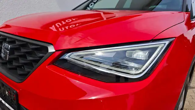 Seat Arona view 3