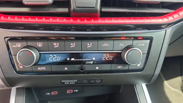 Seat Arona view 5