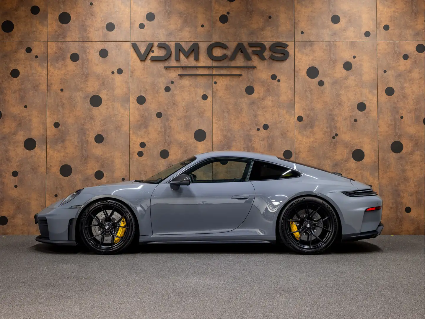 Porsche 992 4.0 GT3 Touring | Lift | PCCB | 18-weg | Carbon | Grau - 2