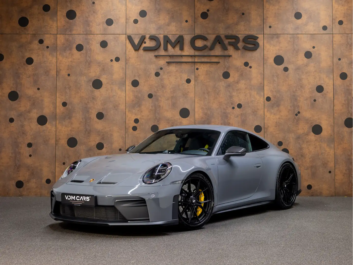 Porsche 992 4.0 GT3 Touring | Lift | PCCB | 18-weg | Carbon | Grau - 1