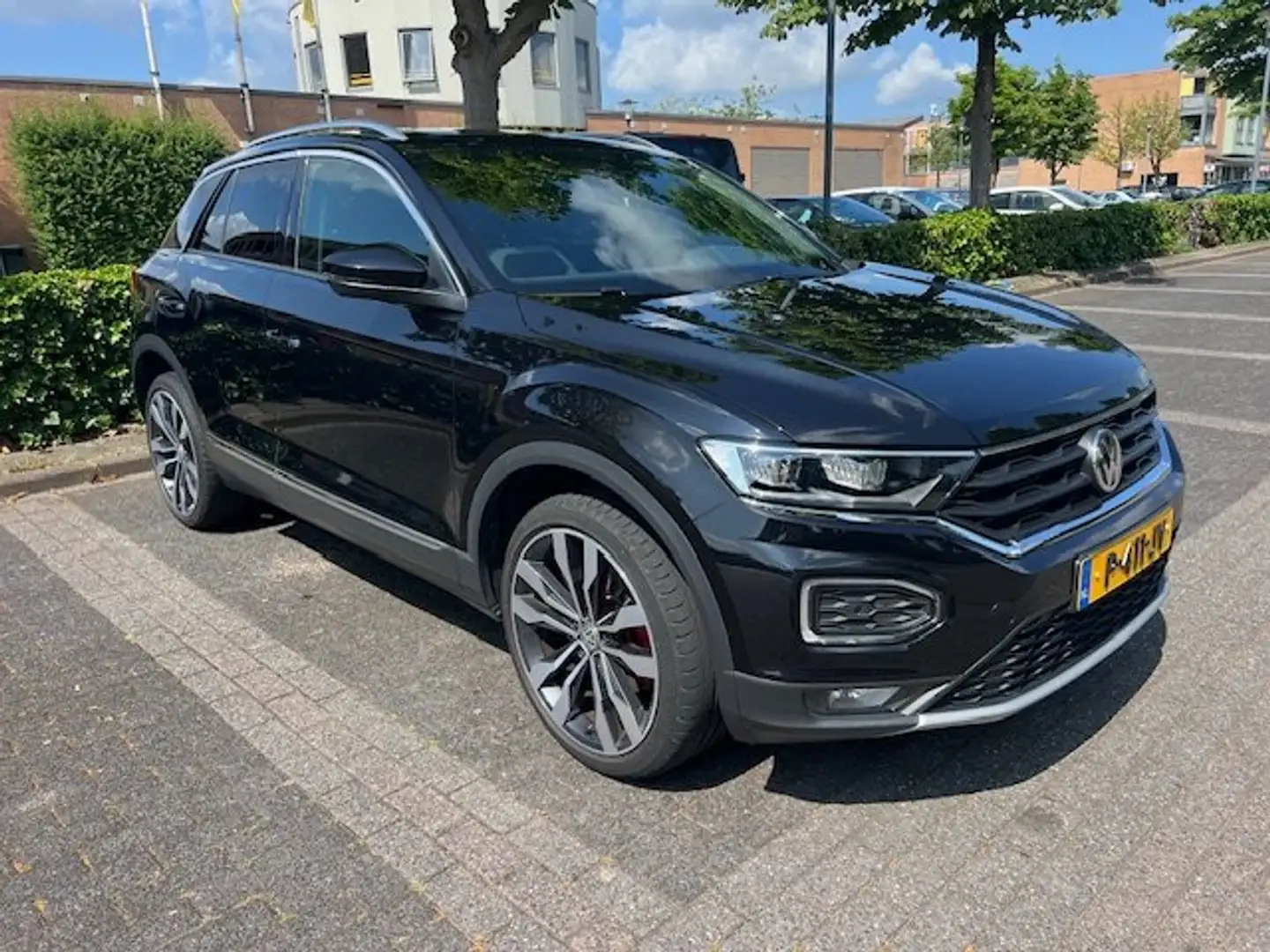 Volkswagen T-Roc T-Roc 1.5 TSI Sport: VC, Trekhaak, ACC, Pan Dak Zwart - 2