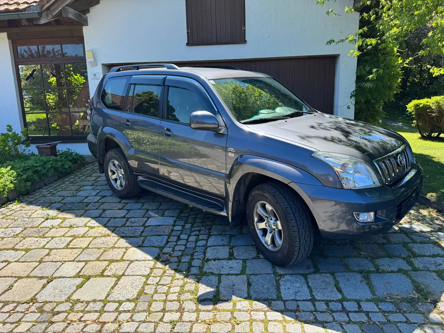 Toyota Land Cruiser Landcruiser 300 3,0 D-4D 175 VX Aut. VX Grau - 2