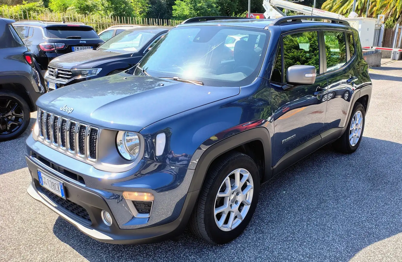 Jeep Renegade 1.6 Mjt 130 CV Limited Bleu - 1