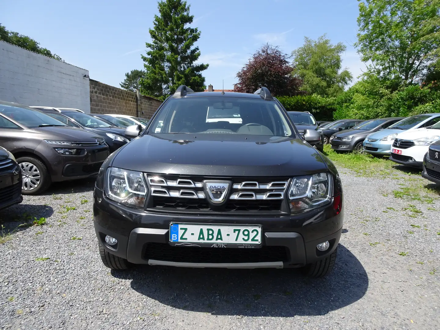 Dacia Duster 1.2 TCe 4x2 Explorer Noir - 1