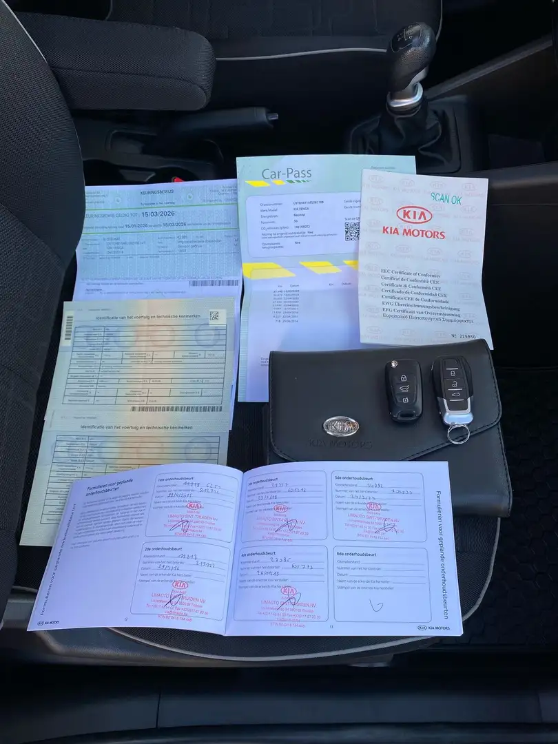 Kia Venga 1.4i benzine/Gps/Toit ouvert/Garantie Béžová - 2