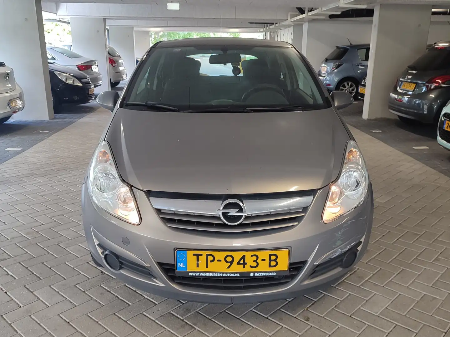 Opel Corsa Corsa 1.2-16V Selection Maro - 1