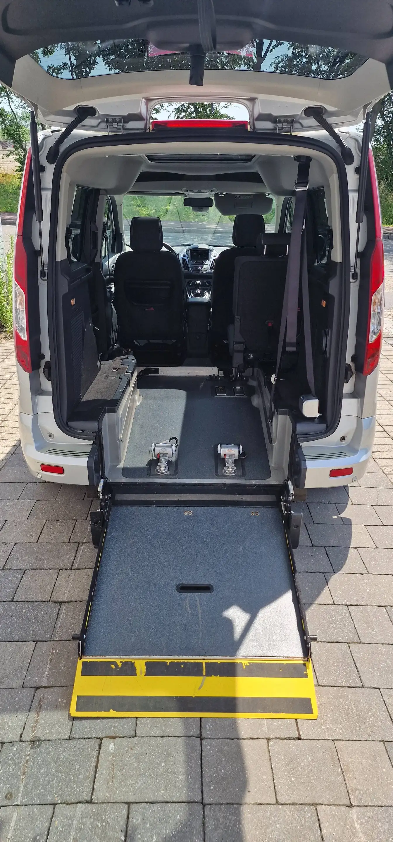 Ford Tourneo Connect 1.0 EcoBoost Titanium TPMR PMR INVALIDE — photo 11