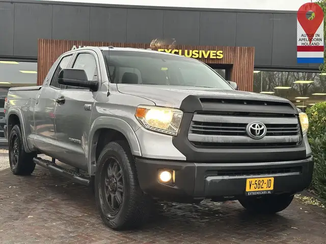 Toyota Tundra 5.7 V8 Double Cab Luxe Leder klima Cruise