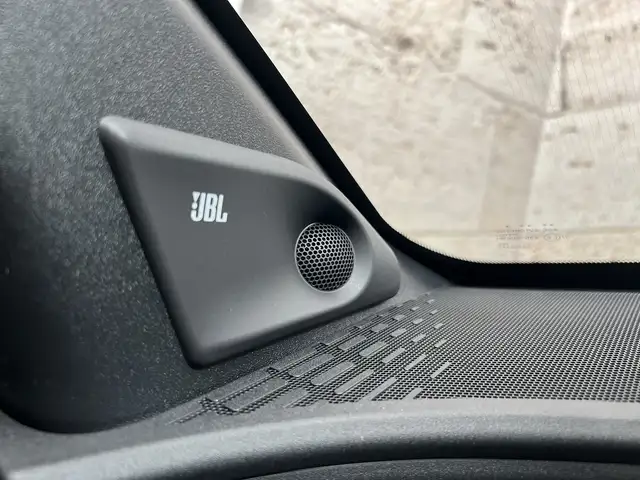 Toyota bZ4X AWD Lounge + Stylepaket 2026 Ansicht 17