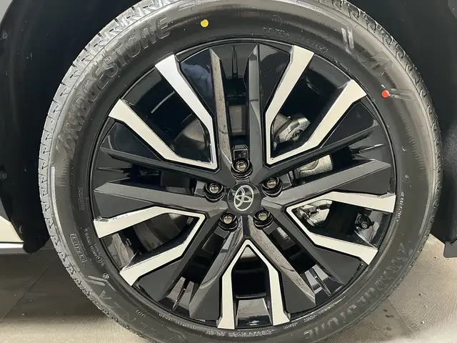 Toyota bZ4X AWD Lounge + Stylepaket 2026 Ansicht 7