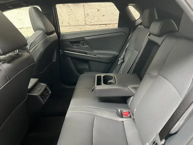 Toyota bZ4X AWD Lounge + Stylepaket 2026 Ansicht 21