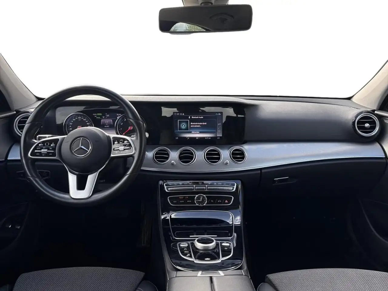Mercedes-Benz E-Class e Limousine Avantgarde LED RFK Navi, миниатюра 8