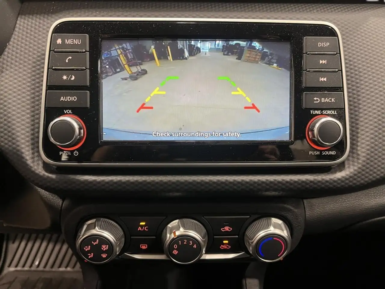 Nissan Kicks снимка Nissan Kicks