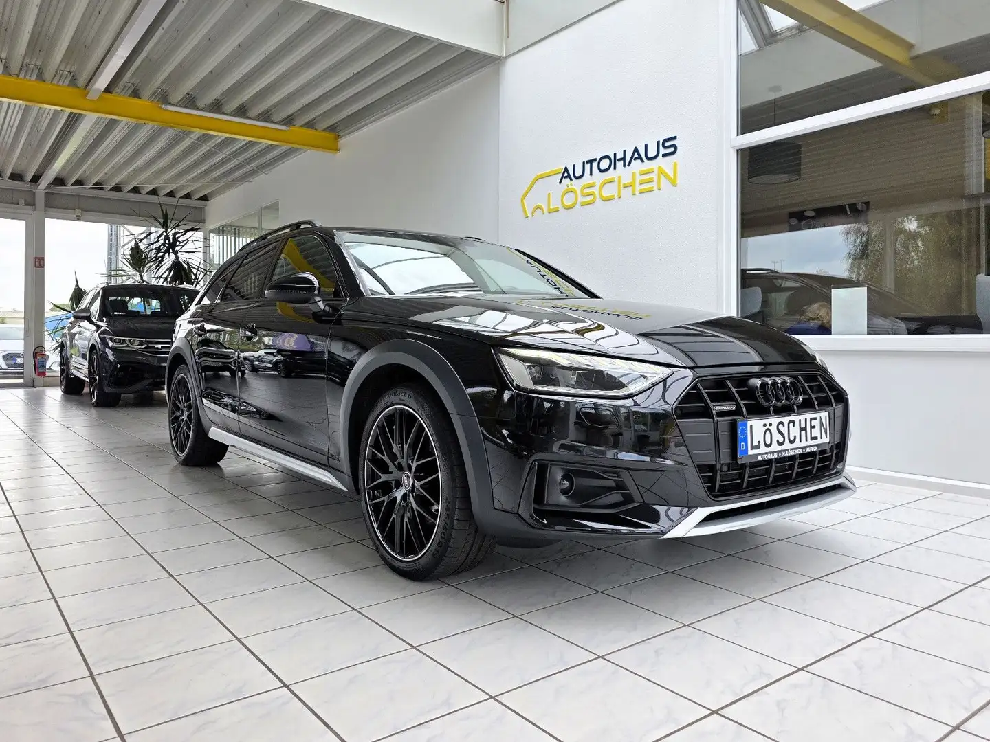 Audi A4 allroad quattro 40 TDI OptikSchwarz Panorama Schwarz - 1
