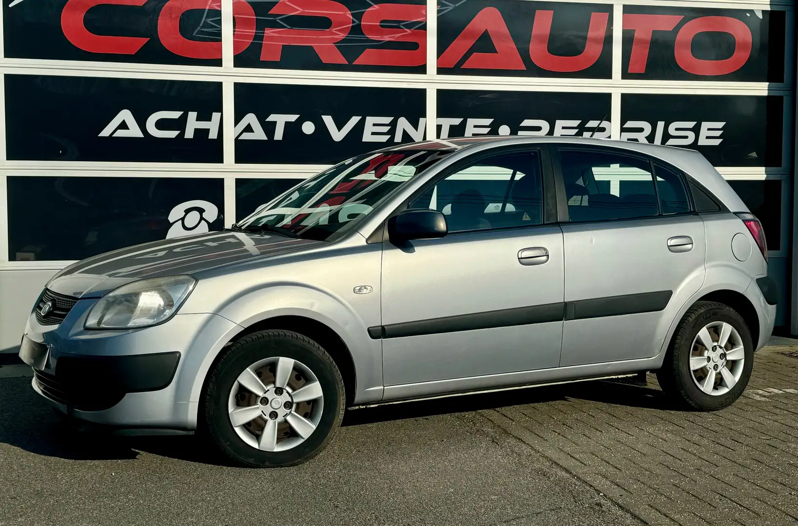 Kia Rio 1.5 CRDi RADIO VE VC COMDE Gris - 1