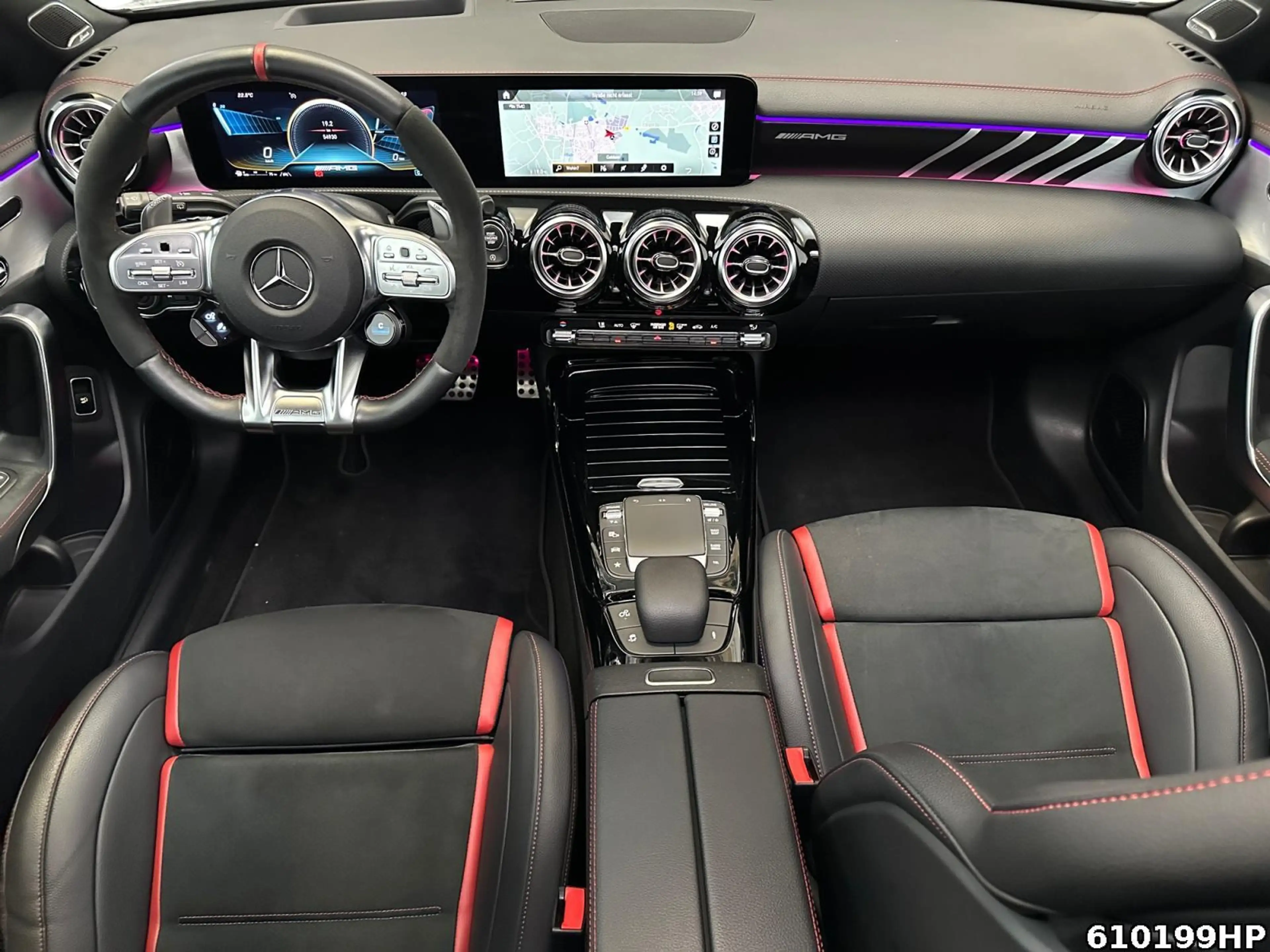 Mercedes-Benz CLA 45 AMG Burmester Pano HUD Night PerfSit — photo 5