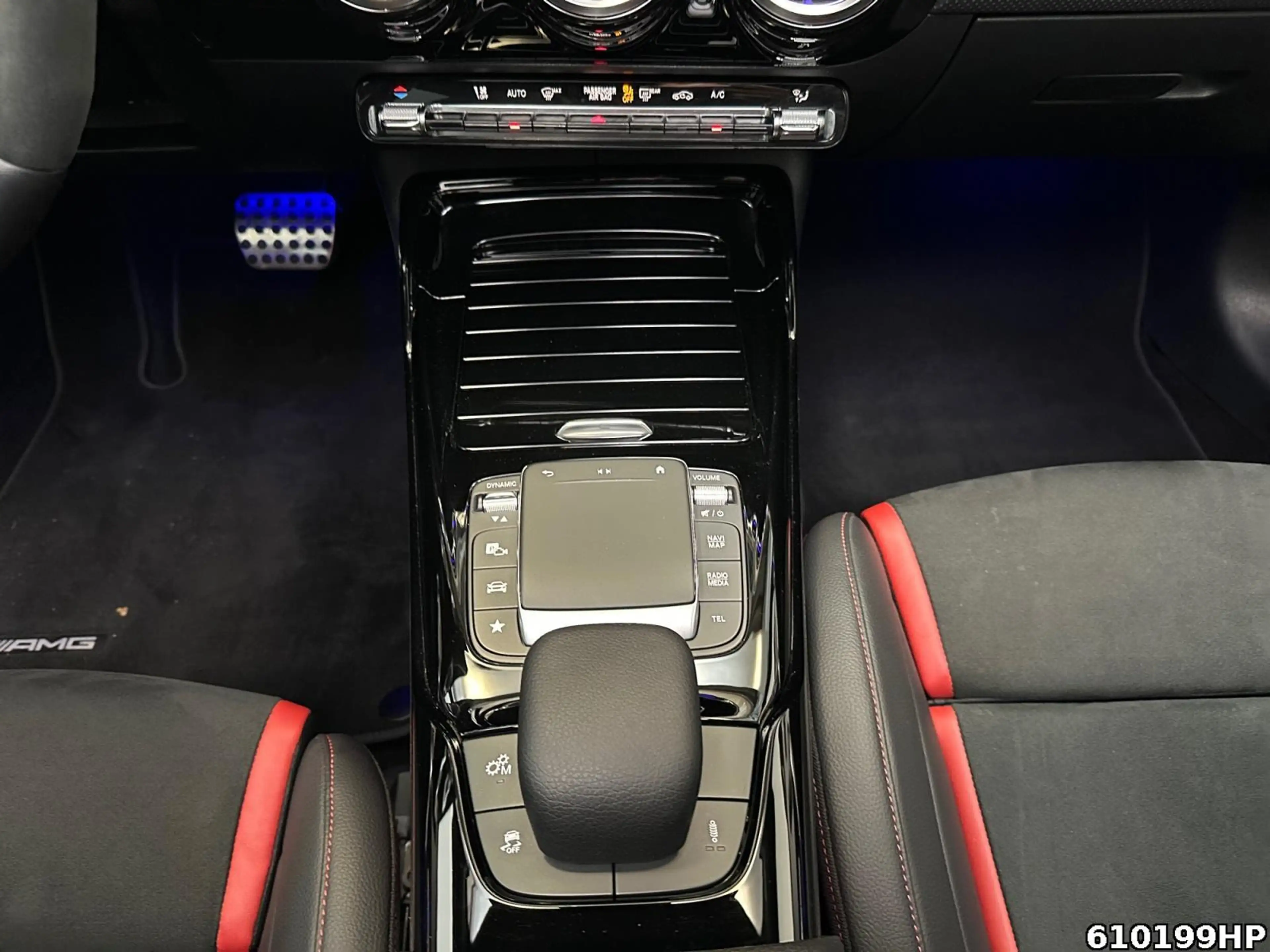 Mercedes-Benz CLA 45 AMG Burmester Pano HUD Night PerfSit — photo 8