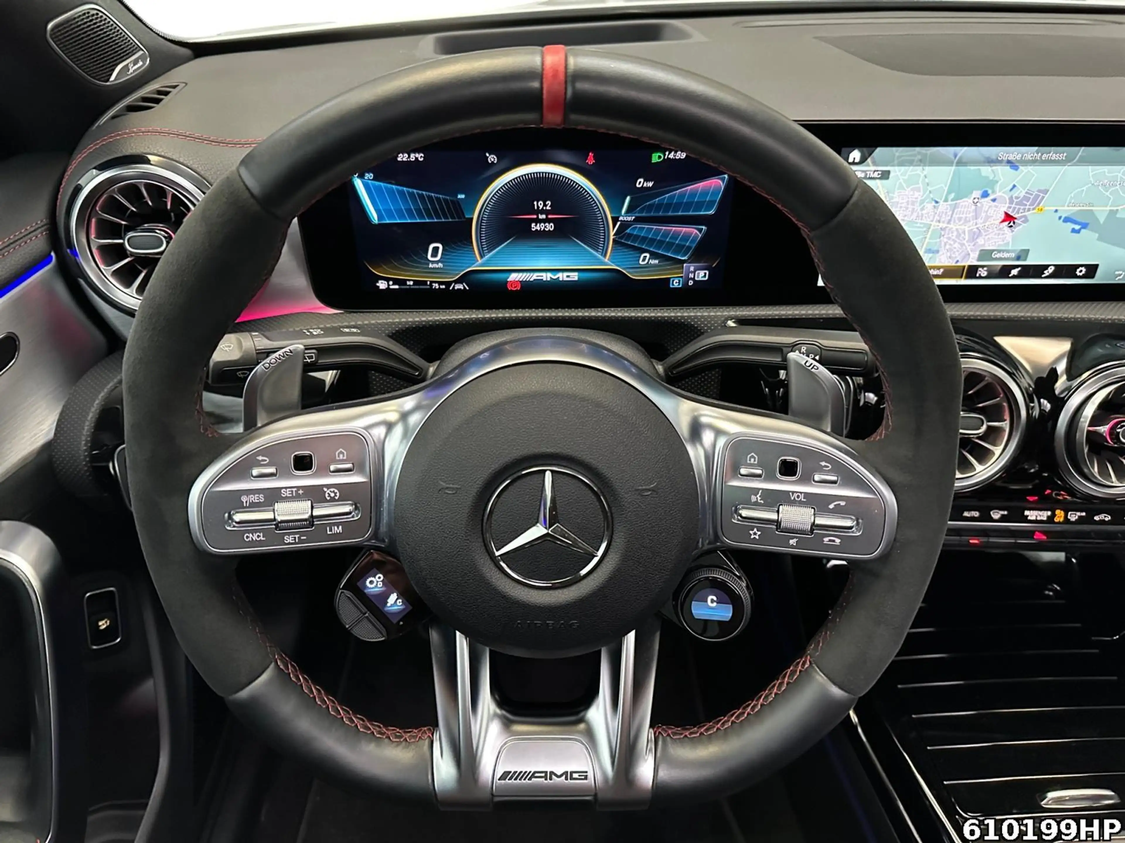 Mercedes-Benz CLA 45 AMG Burmester Pano HUD Night PerfSit — photo 6