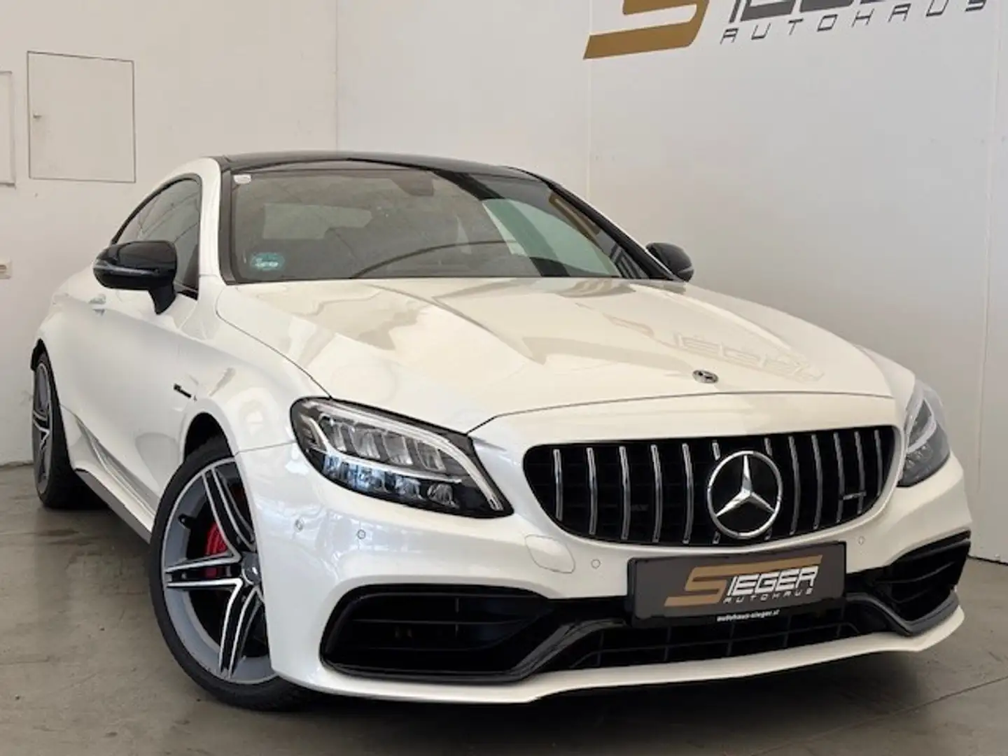 Mercedes-Benz C 63 S AMG Coupe Aut. Blanc - 2