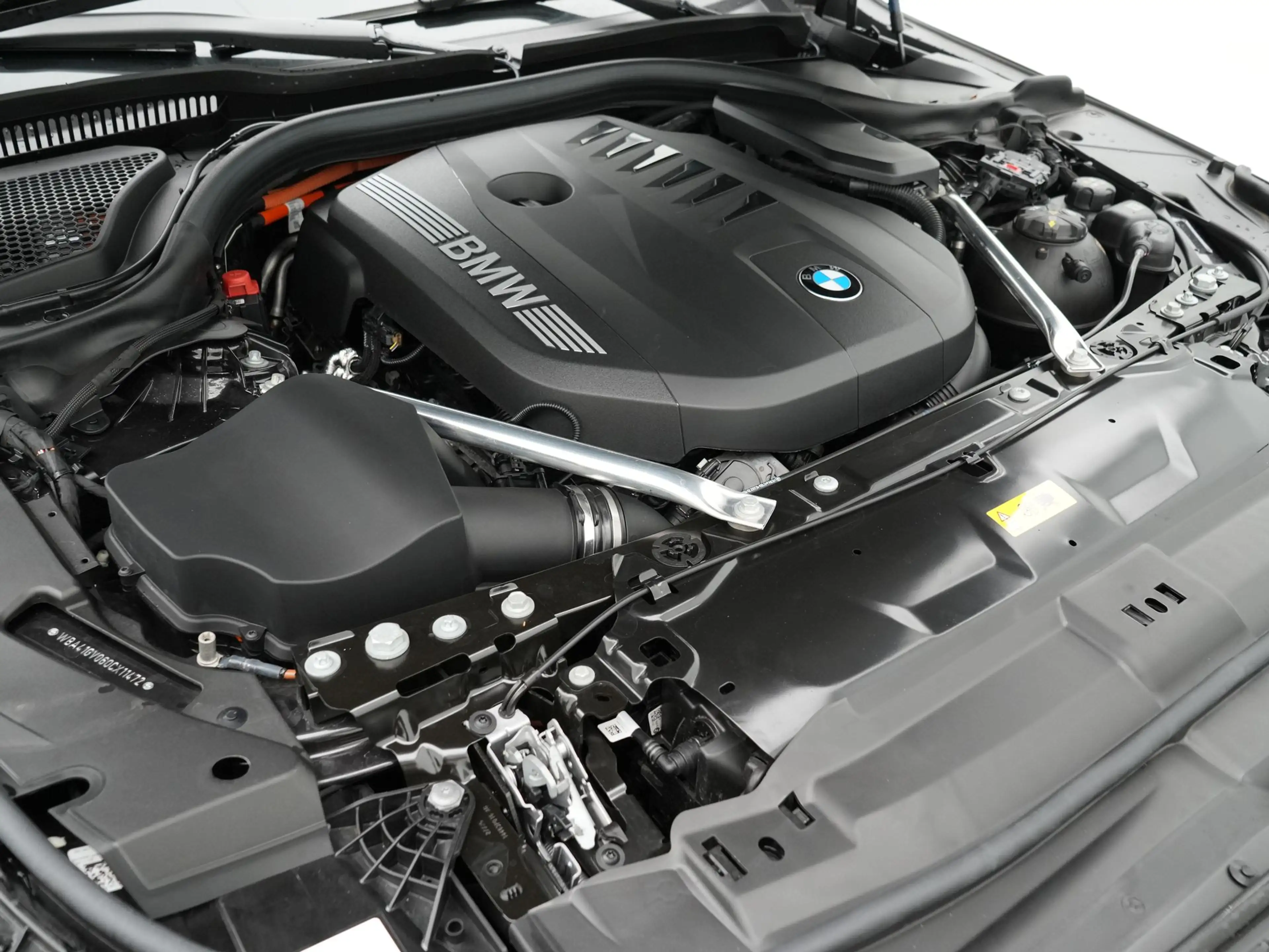 BMW 550 5 Serie 550e xDrive Touring M-Sport Pro SoH 100% — photo 5