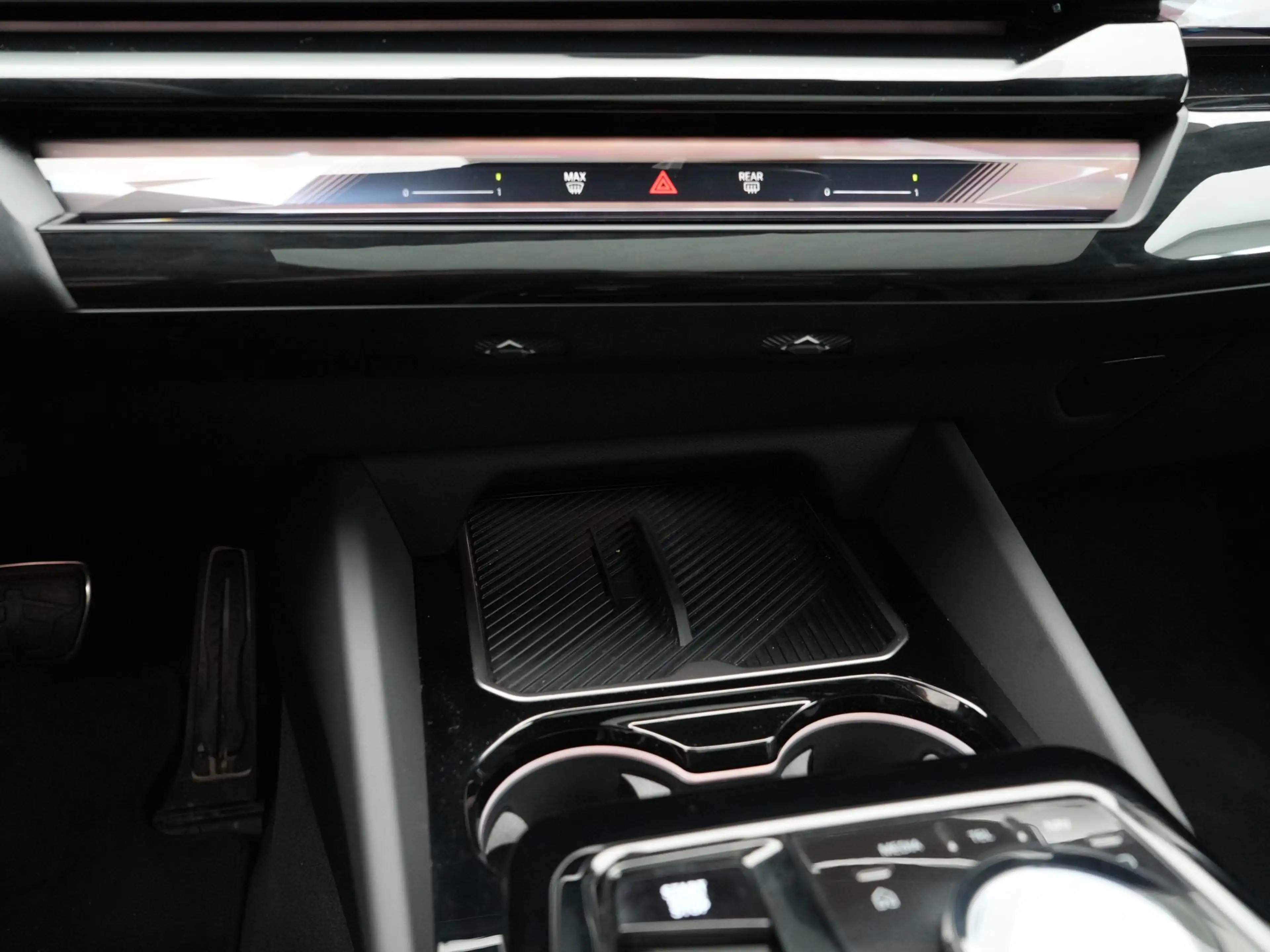 BMW 550 5 Serie 550e xDrive Touring M-Sport Pro SoH 100% — photo 15