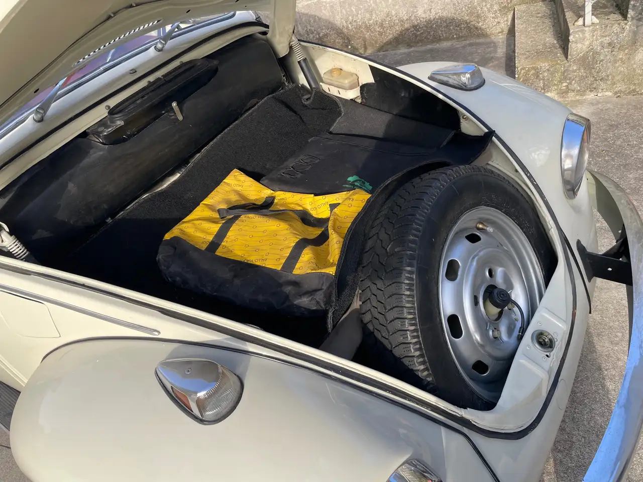 Volkswagen Maggiolino 11/D2, foto 2