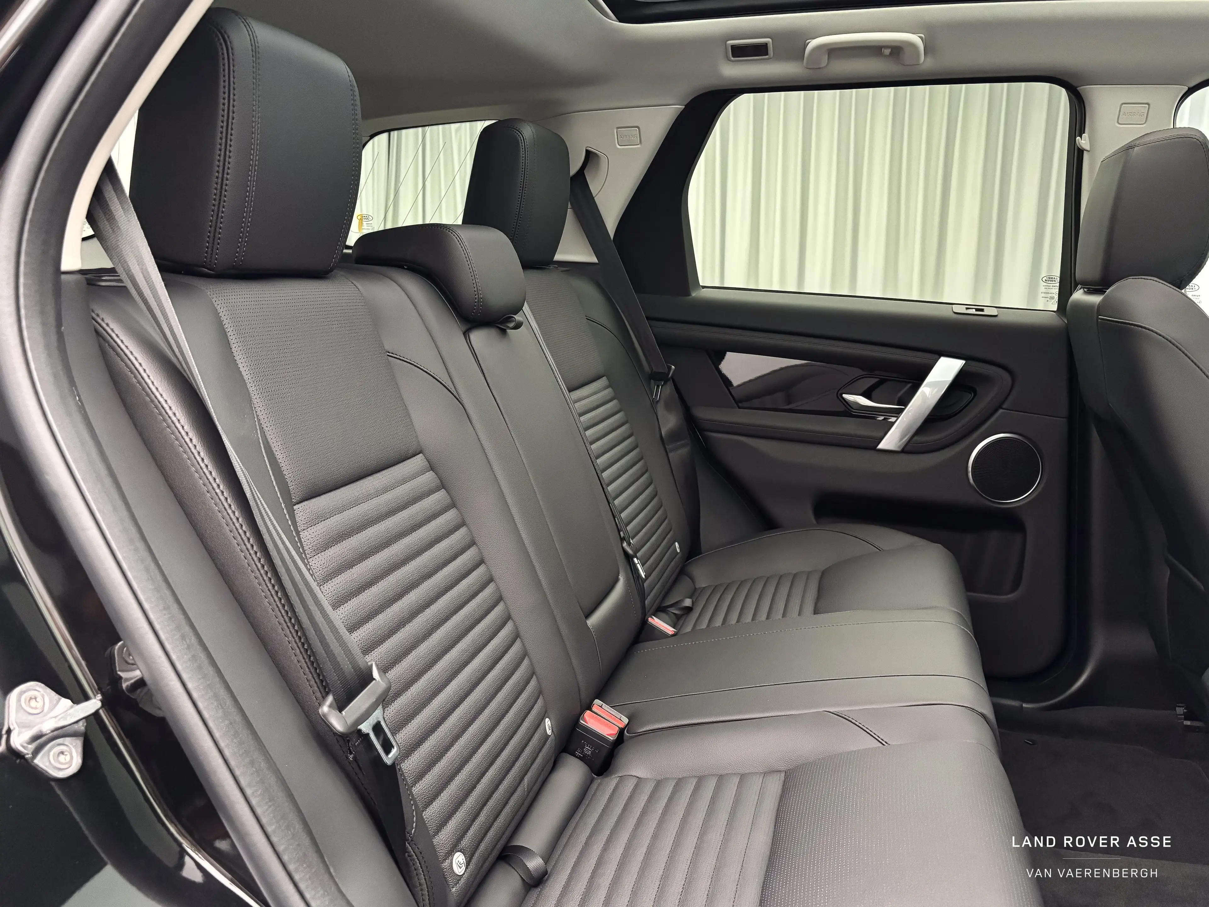 Land Rover Discovery Sport D165 S AWD Auto. 25.5MY — photo 5