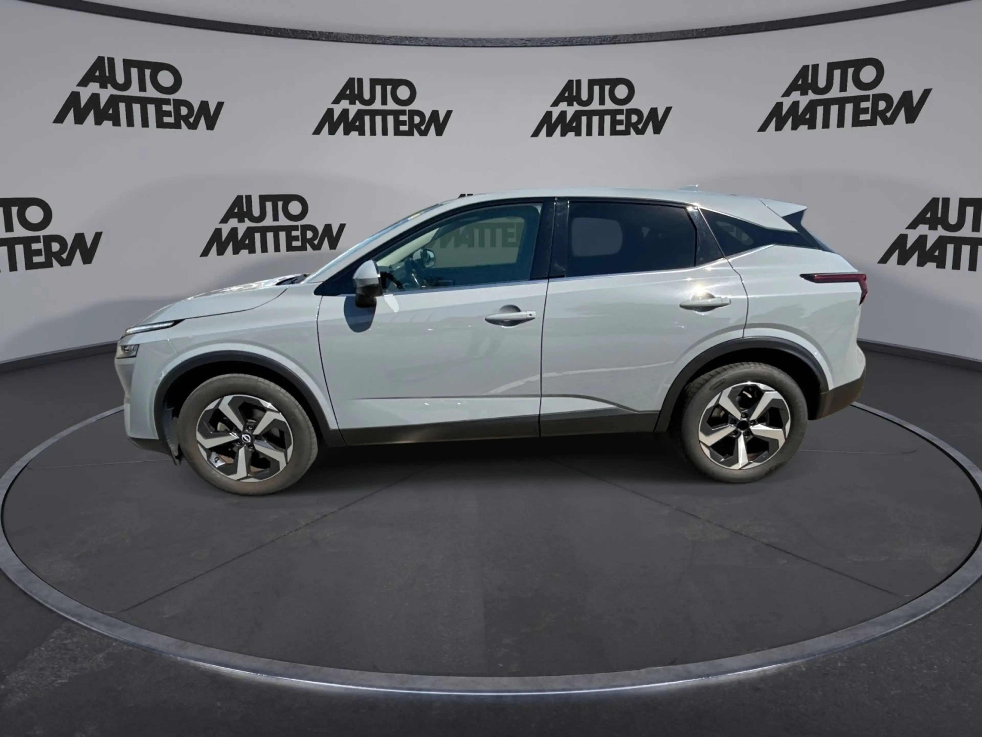 Nissan Qashqai 1.3 DIG-T N-Connecta — photo 5