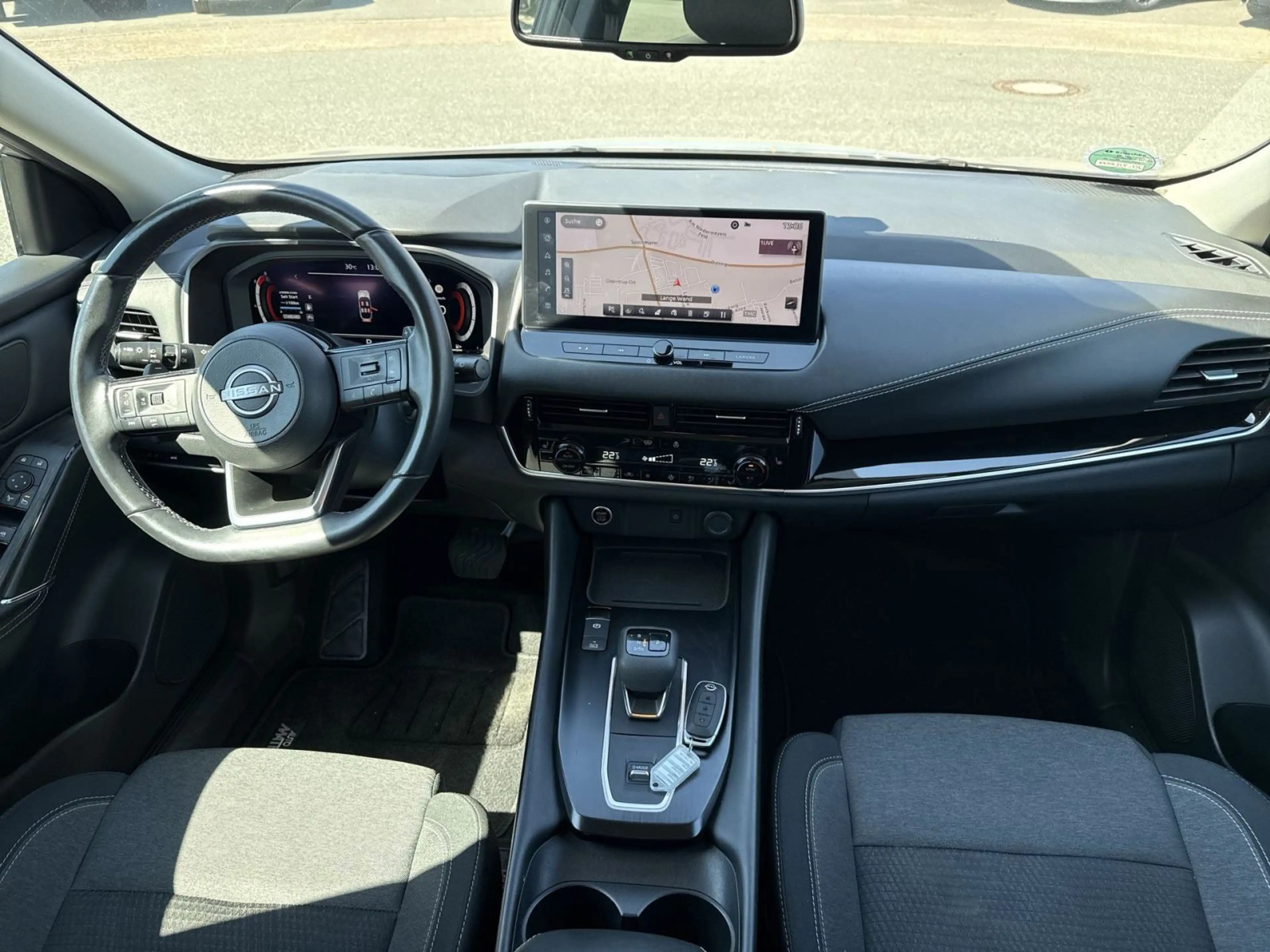 Nissan Qashqai 1.3 DIG-T N-Connecta — photo 14