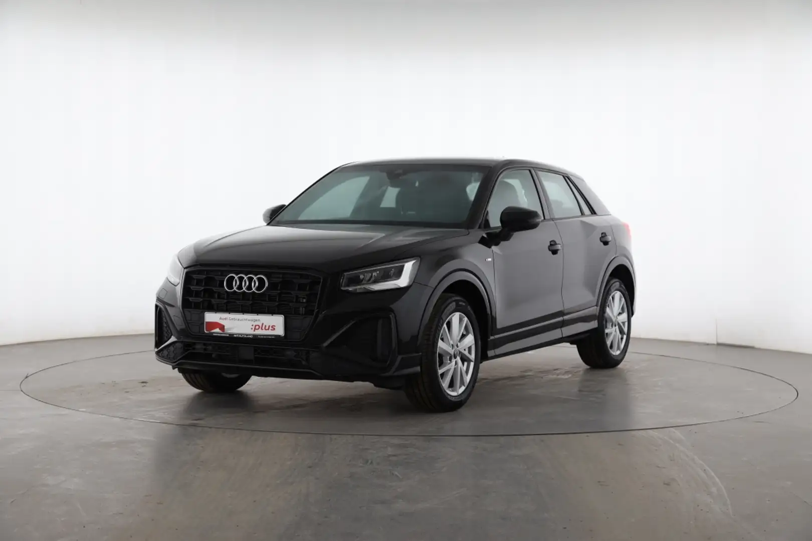 Audi Q2 35 TFSI S tronic S line | AHK | MMI NAVI Zwart - 2