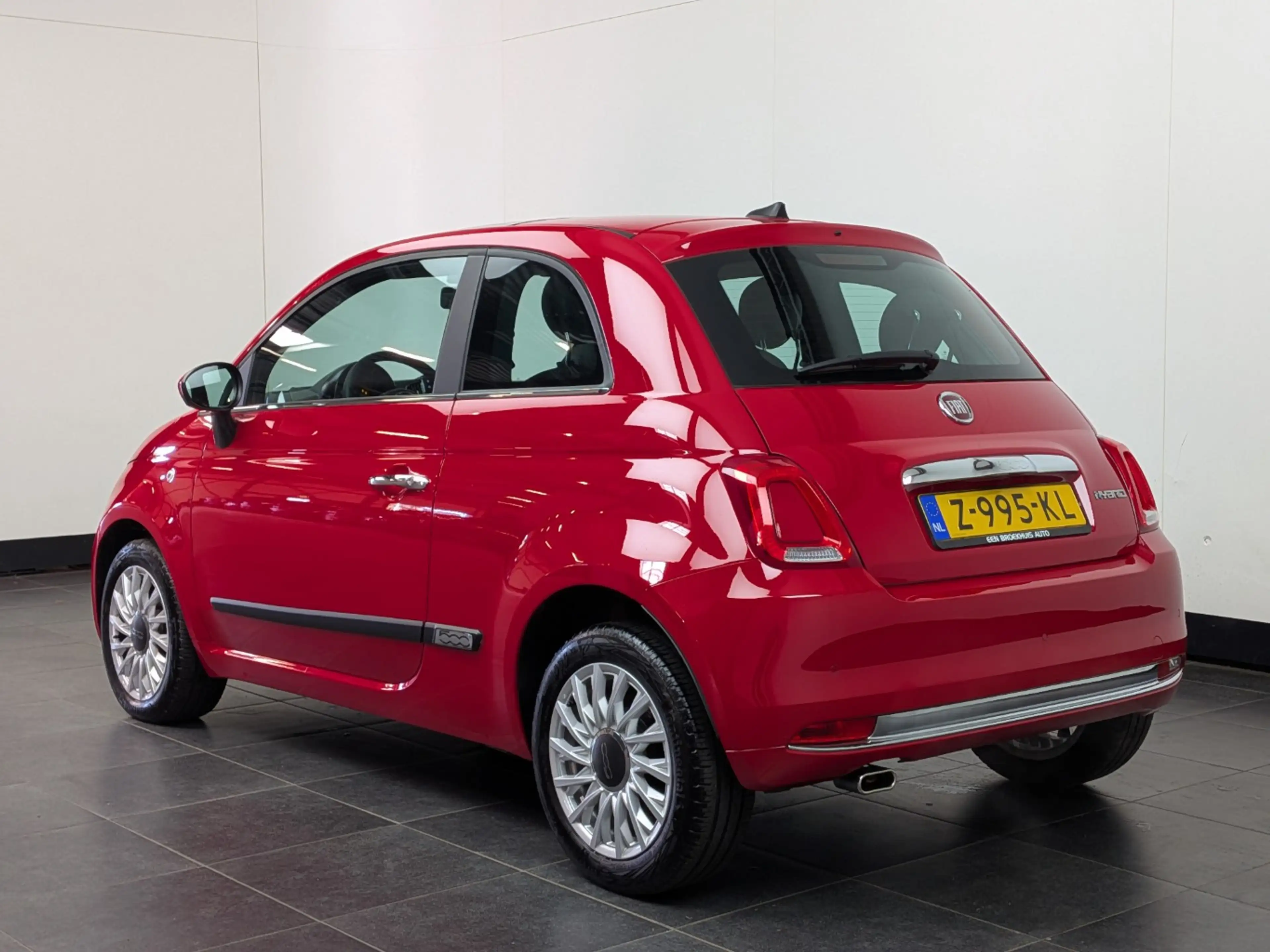 Fiat 500 1.0 Hybrid Dolcevita Finale Airco | Camera | Cruis — photo 4